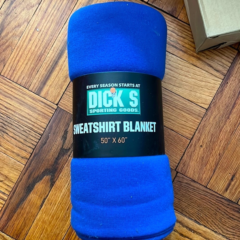 NWT Dicks sporting goods sweater shirt blanket